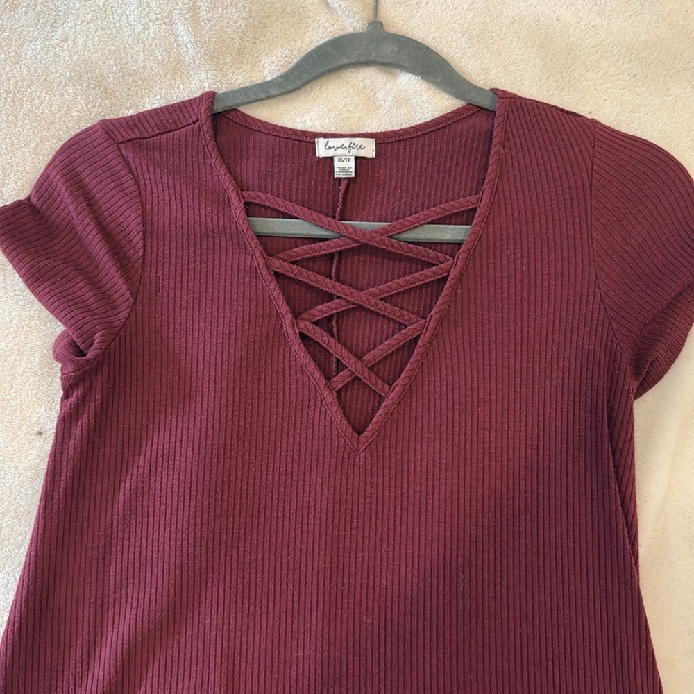 Short Crisscross V-Neck Dress in Wine